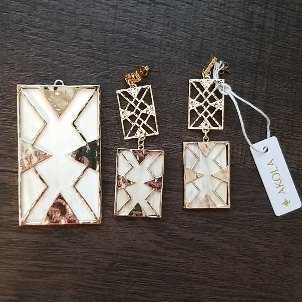 AKOLA earings & pendant